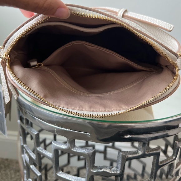 NWT Nanette Lepore dome crossbody bag. This bag is great for any occasion. - Picture 7 of 7